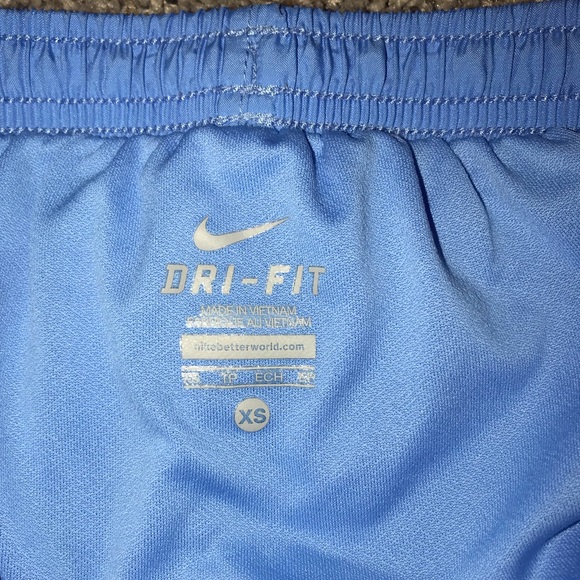Nike Dri-Fit Shorts - Picture 4 of 4